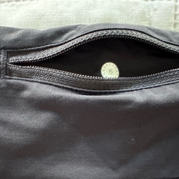 Lululemon Speed Short size 6 shorts (4” inseam) - Picture 3 of 4